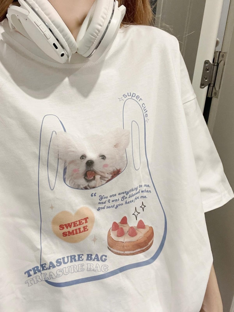 ホワイトのかわいい子犬プリントグラフィックTシャツ