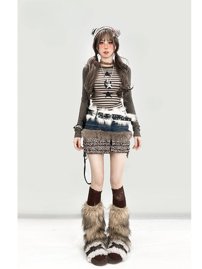 Armygrünes Oberteil mit Streifenmuster und Sternenprint