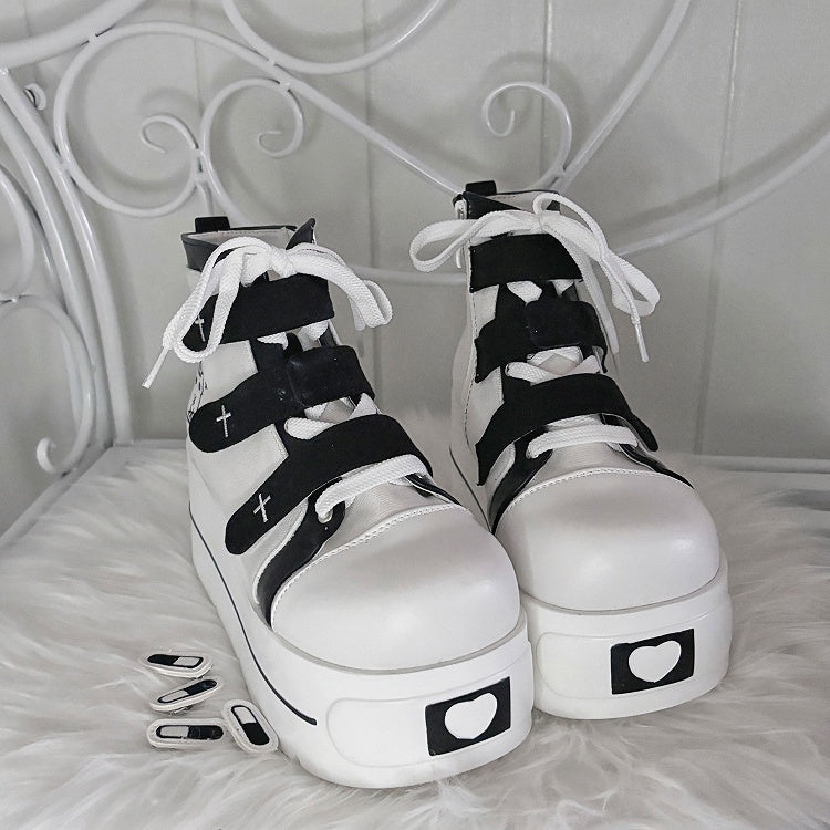 Yami Kawaii Black & White Round Toe Platform Sneakers