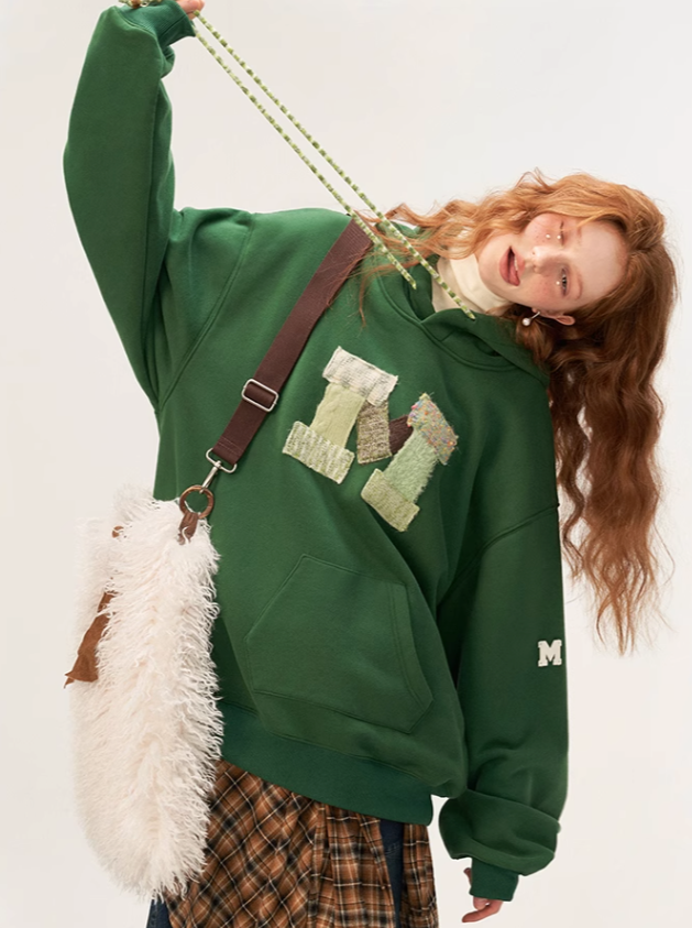 Lockerer Kapuzenpullover aus Wolle mit Logo und Spleiß