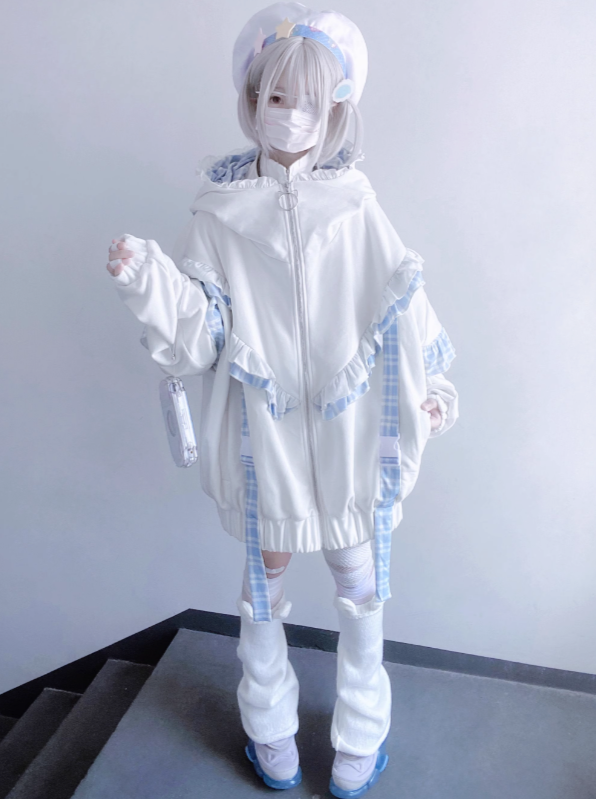 Subculture – Kapuzenpullover mit Katzen-Print und Kapuze über den Ohren