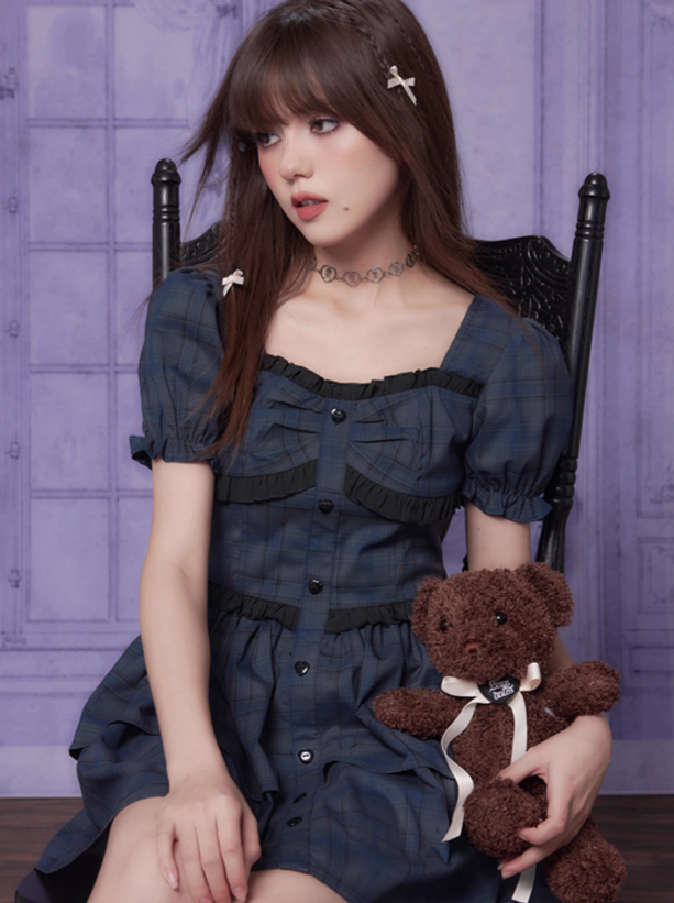 Ärmelkleid Shorts Check Puff