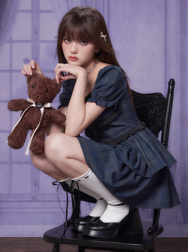 Ärmelkleid Shorts Check Puff