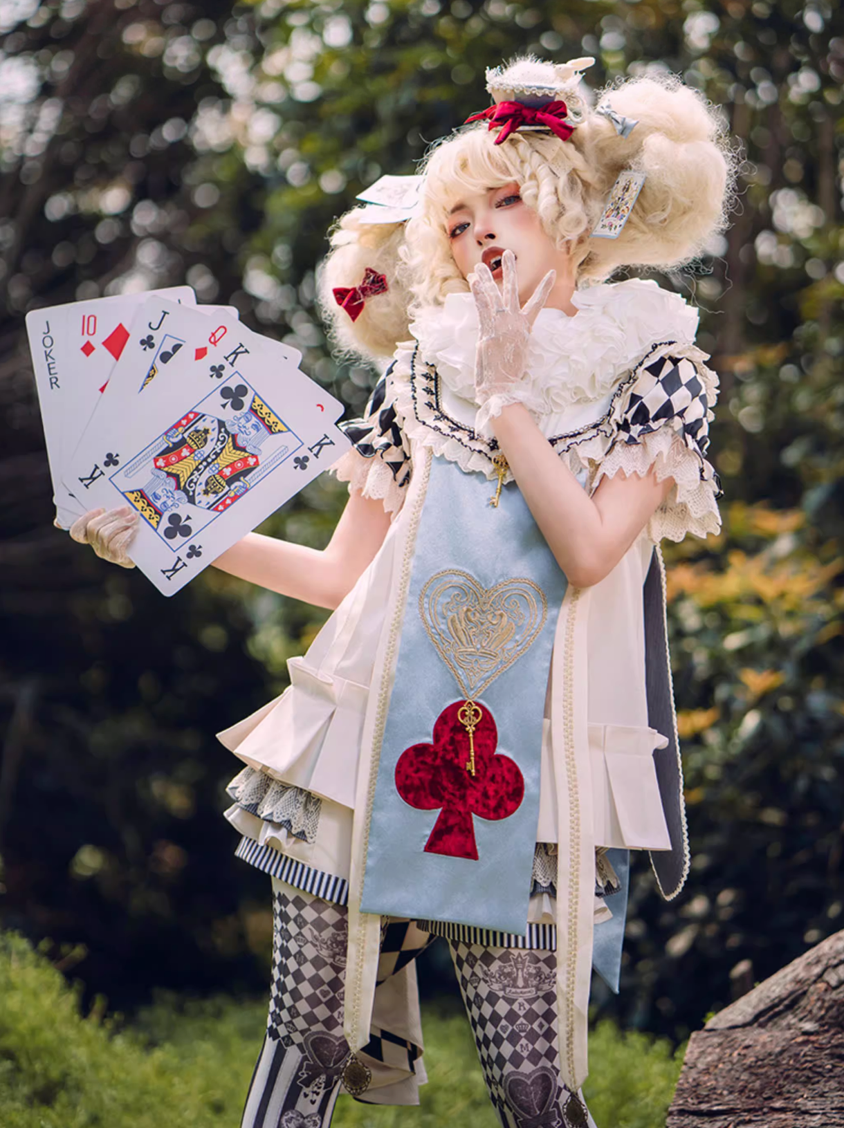 Reservierungen: Prince 12 Deadline Setup für Solitaire Complete Doll Juni