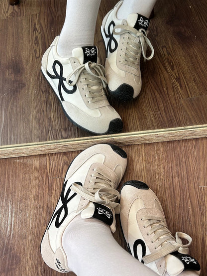 White Sneakers Front Ties Bowknot Lace-up Design