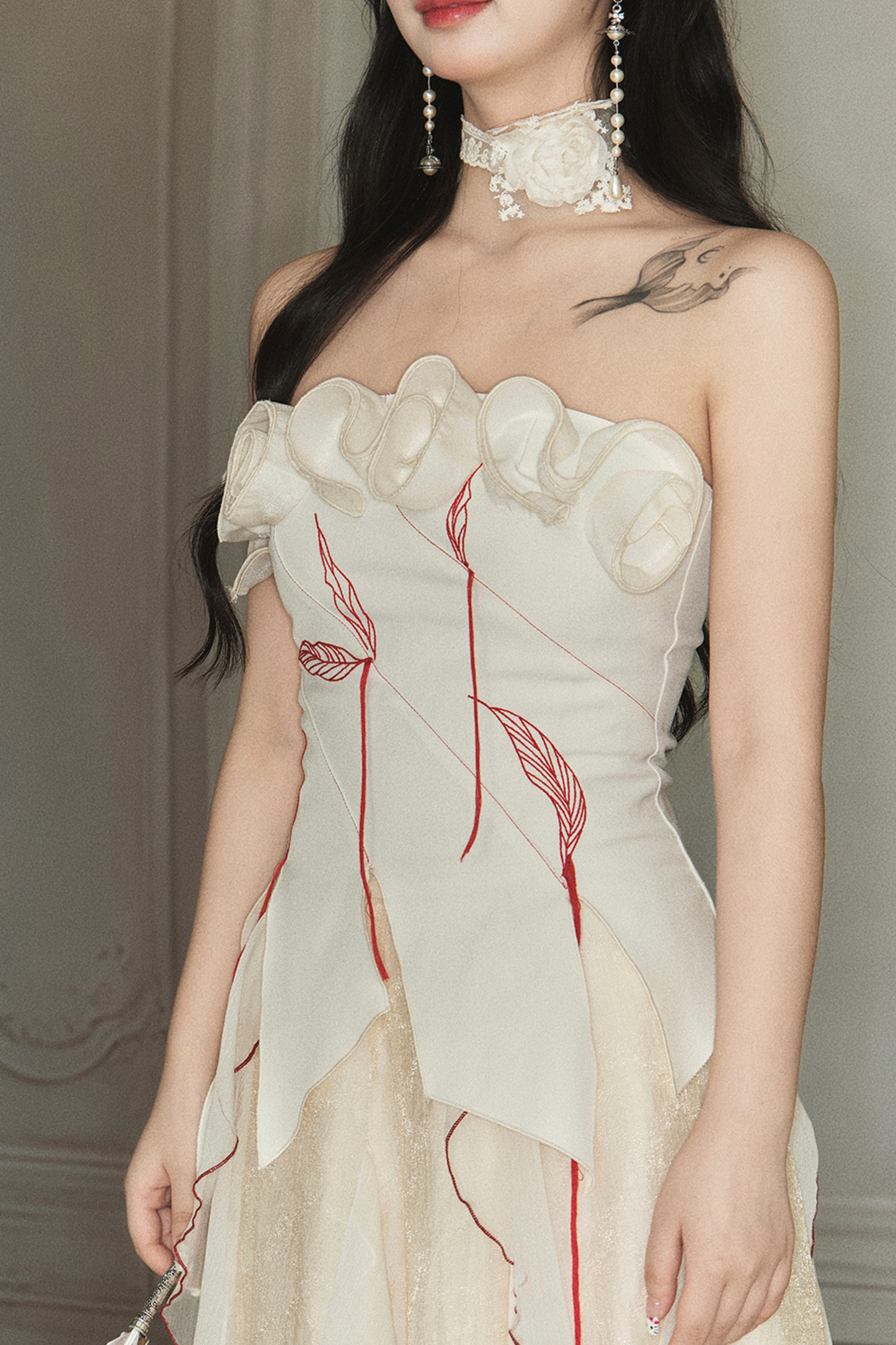 ビスチェ + クラッシュヘビーローズスカート