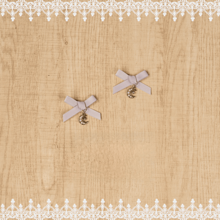 Jirai Kei – Altrosa Perlen-Haarspangen mit Mond/Herz und Schleife