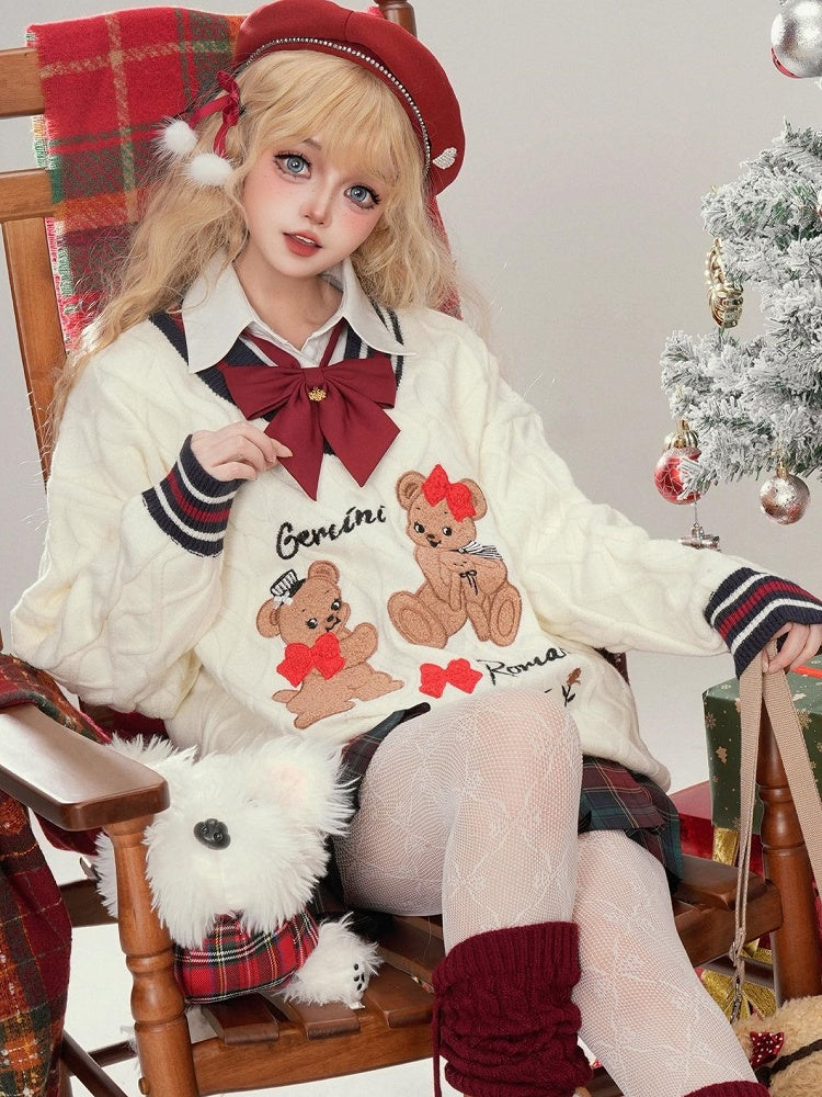 クリスマスミルクホワイトジンジャーブレッドベアアップリケVネックソフトセーター