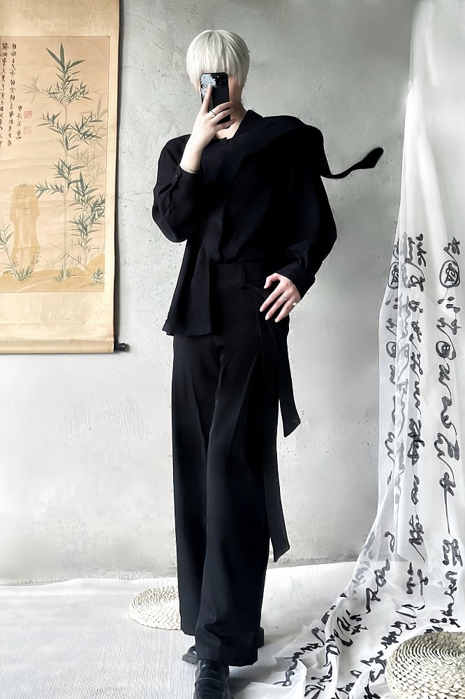 Black Retro Shirt a with Tie-Neck Relaxed