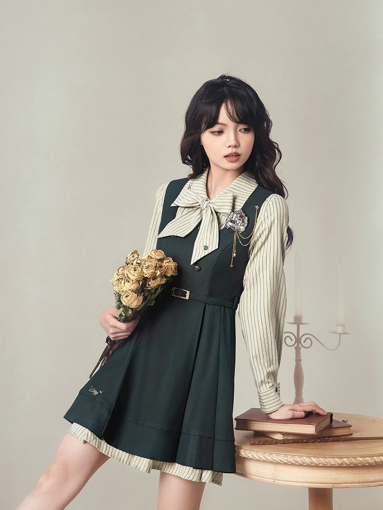 Stickabzeichen Floral Rot/Braun