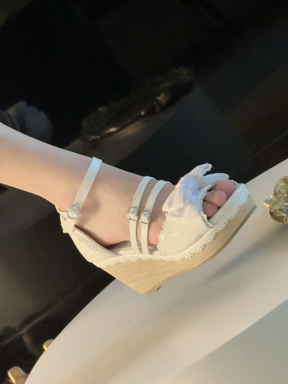 ロリータのスクールオールドホワイトウェッジサンダルボウトップスウィート