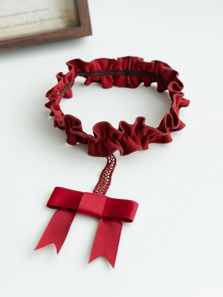Elastic Leg Ring with Bow Pendant Available in Two Colors - With PUJI
