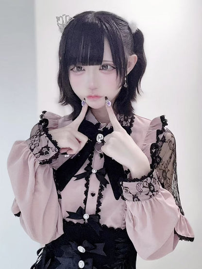 ピンクのブラウストリム、ラインストーン装飾、ジライケイビーズとディテール、蝶結びフリル