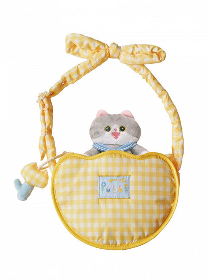 キュートなチューリップ型のイエローチェック柄クロスボディバッグ（キティのぬいぐるみ付き）