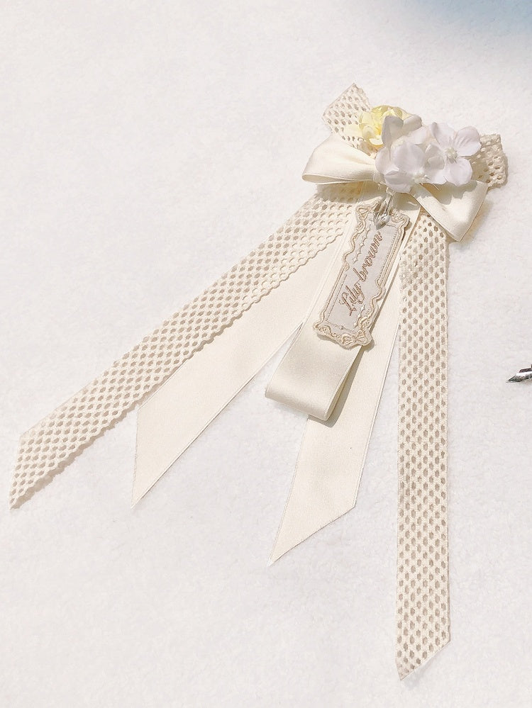 Floral Beige Design Brosche Bowknot