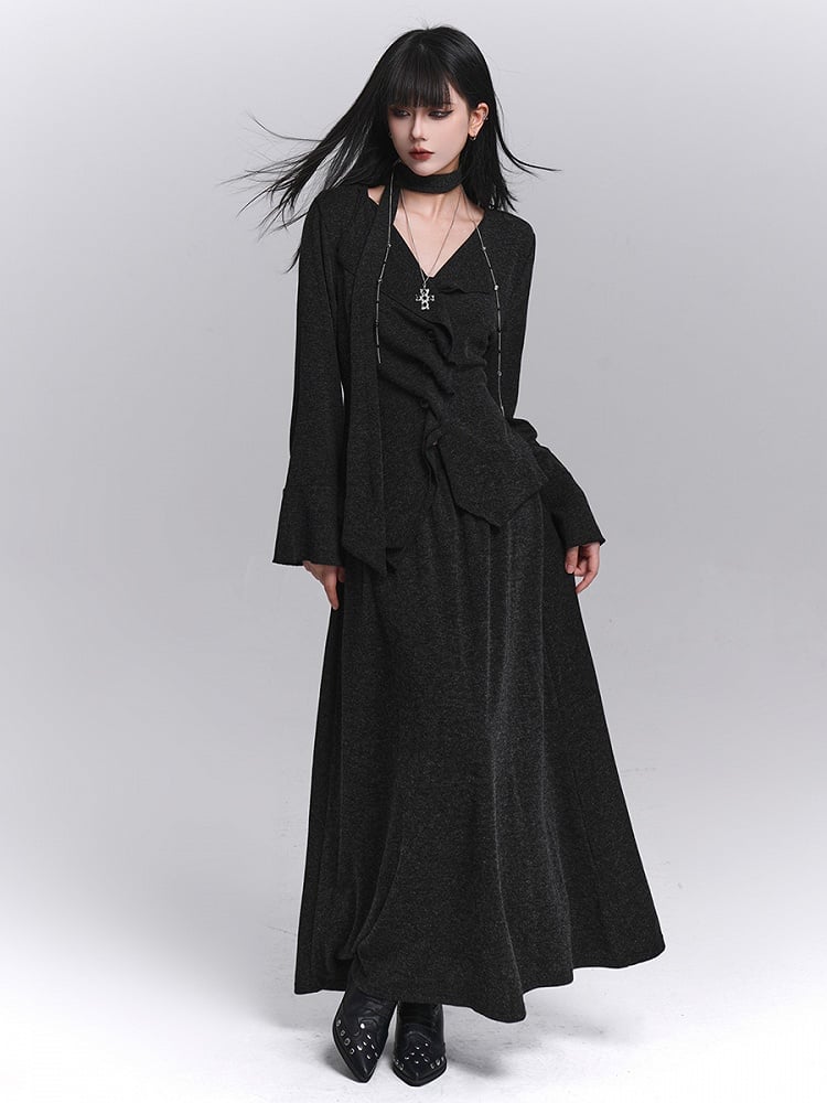Placket with Black Neck Strap Pleated Top Trim V-Neck