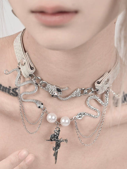 Pearls Punk Choker White Snakes