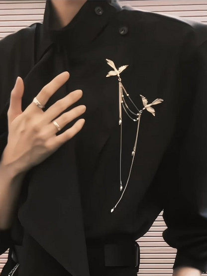 Silver Accents Intertwined and Two Brooch Birds Chain