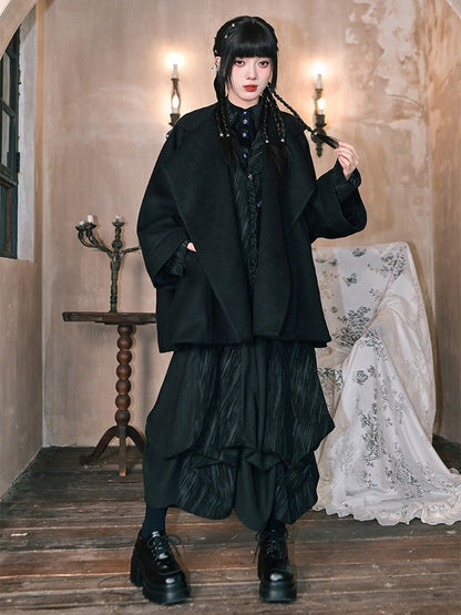 Cape Placket Banded Black Gothic Coat Button - Embroidery Collar Goldfish Single-breasted