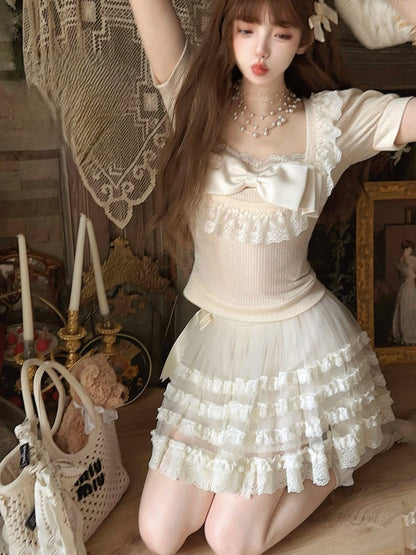 Trim Bow Apricot Top Slim-Fit Puff Playful With Lace Sleeve