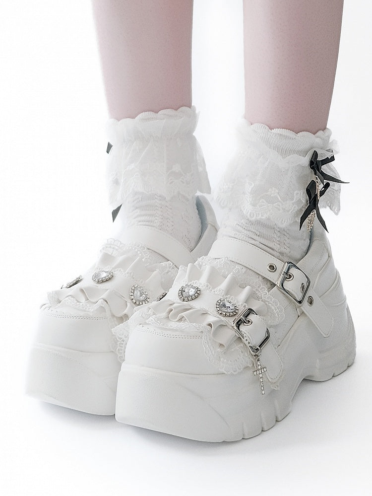 Plateaus Herz Kreuz Strass Weiß Rüschen Charm Details Trim Bittersüß