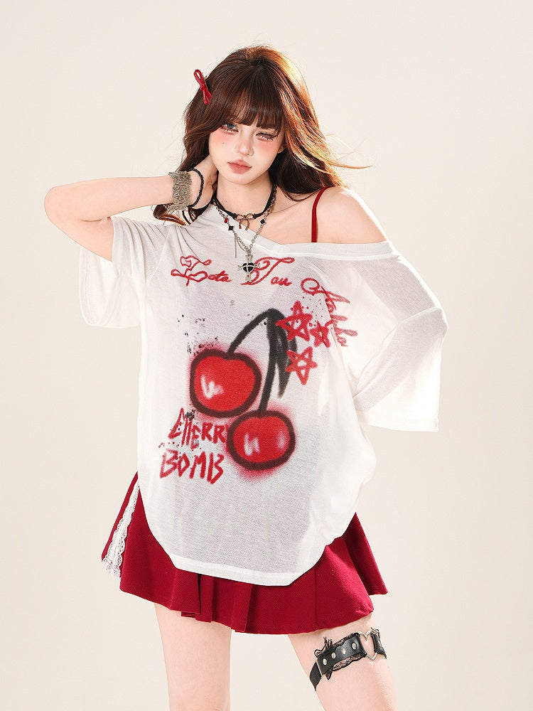 ホワイトのアシンメトリーネックライン、チェリープリントのセミシースルーカバーアップ