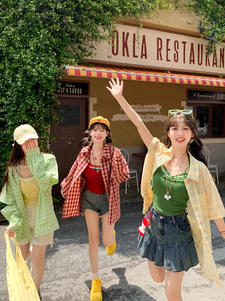 パッド入りカップ付きツーピースキャミソールトップス フェイクイエロー/グリーン/レッド