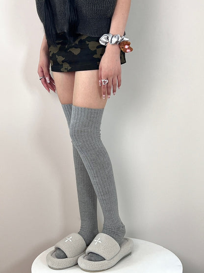 Knee 6 Over Stripe Colors Stockings Pattern Vertical