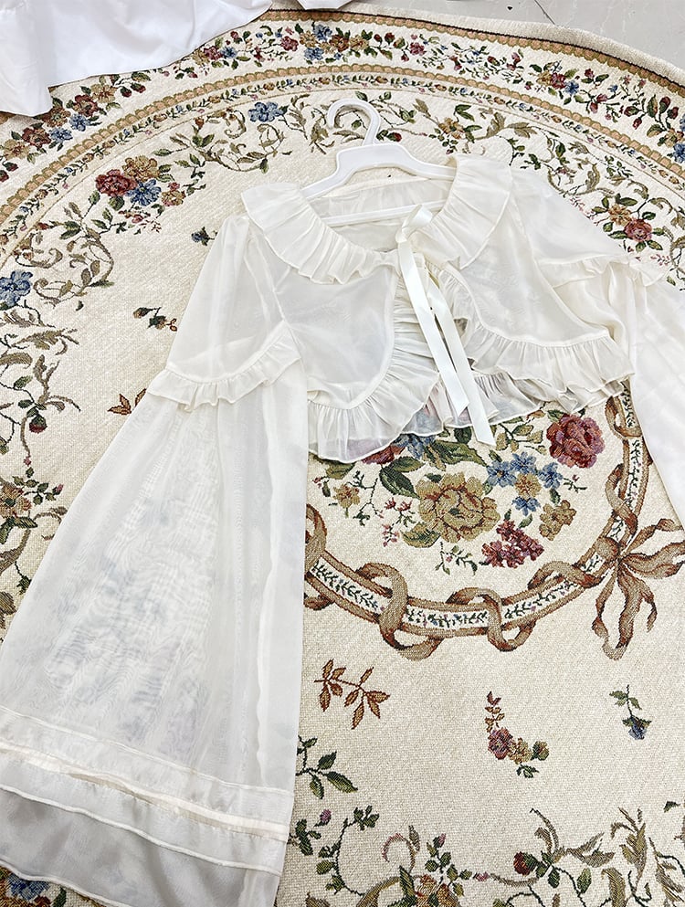 アプリコットのフリルトリム、ドローストリングカフストップス