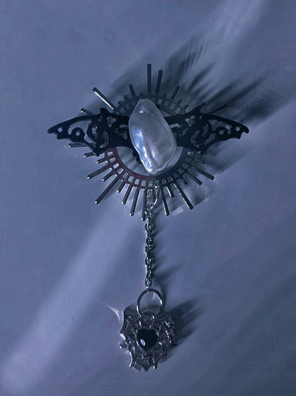 メタルシルバーゴシックブローチ