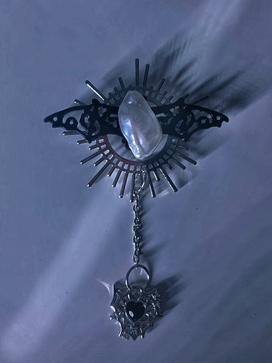 メタルシルバーゴシックブローチ