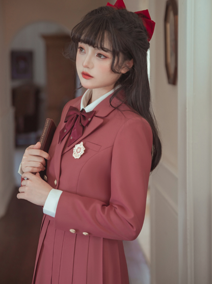 College Retro Setup Girl