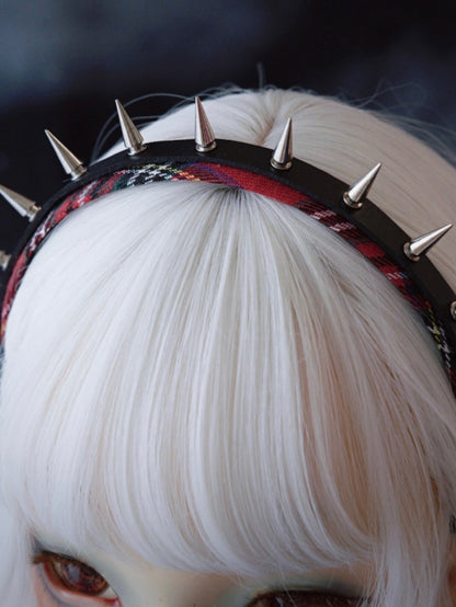 Plaid And Design KC Red With Black Studs Pattern