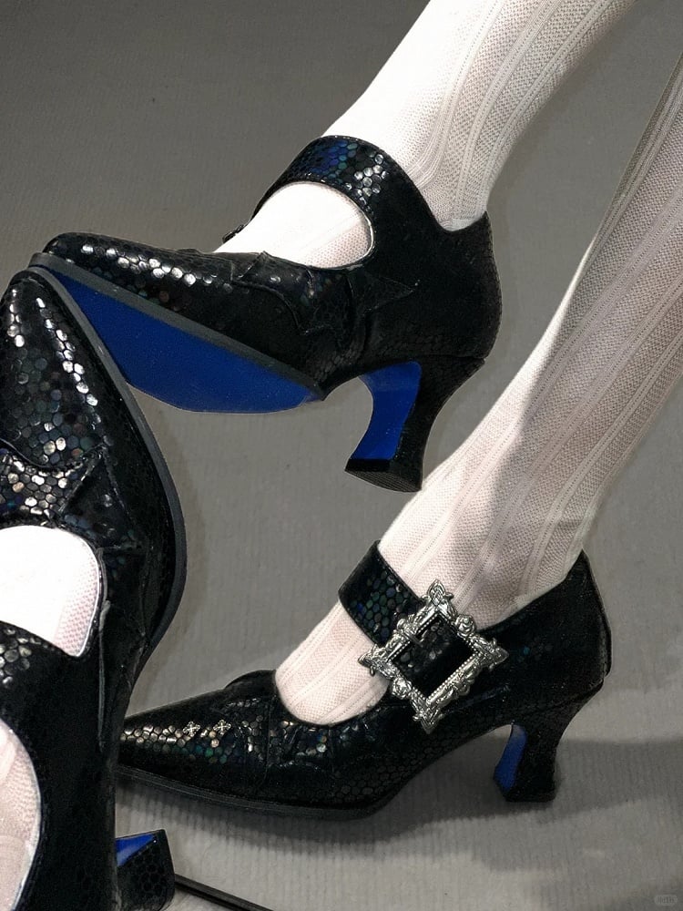Crack Black 6.5CM Pointed Toe Heels with Bat Wing and Square Buckle Gothic Accents - NRose