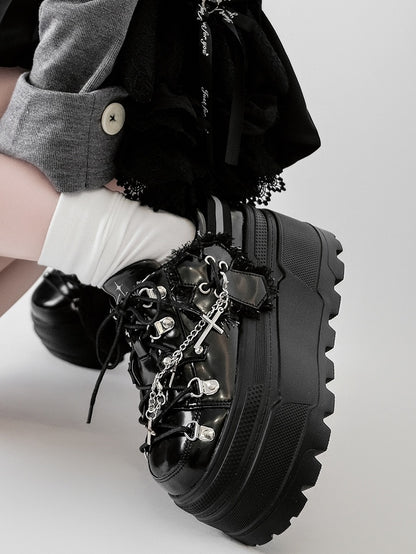 取り外し可能なブラック、パンクなフロントチャームタイデザインプラットフォームチェーンレースアップクロスシューズ