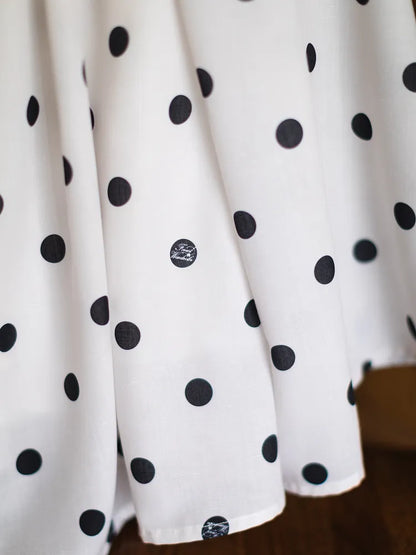 und Ausschnitt Polka Dots Quadrat Blütenblatt Kleid Ärmel Schwarz Weiß Muster