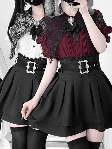 Details Bluse + Stufenrock Weißer Faltenkragen Flacher, spitz zulaufender Jirai Kei