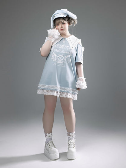 Blaues spitzes, flaches Kragen-Ausschnitt-Schulter-Spitzenbesatz-Jirai-Kei-Kleid, hell