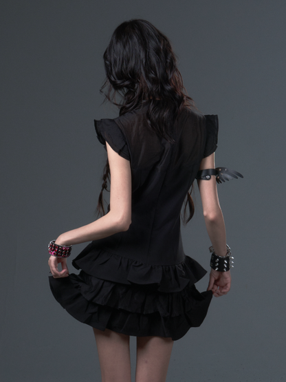 Schwarzes Gothic-Punk-A-Linien-Puffkleid mit Spitzen-Metallnieten