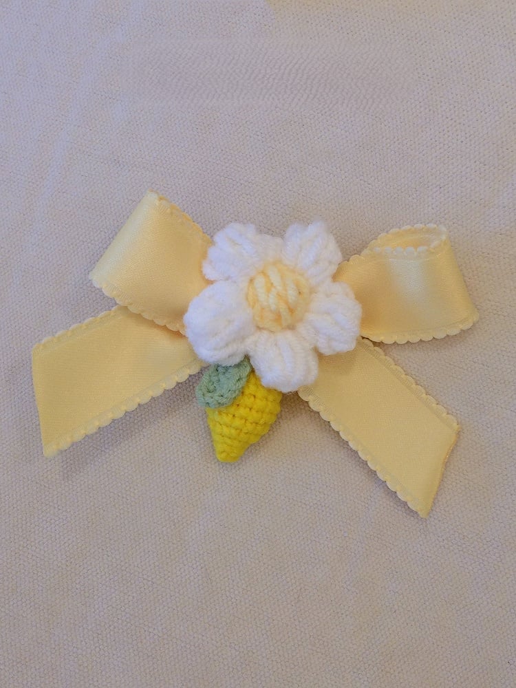 Sweet Bowknot Hairclip in Two Colorways - Cutey Mask