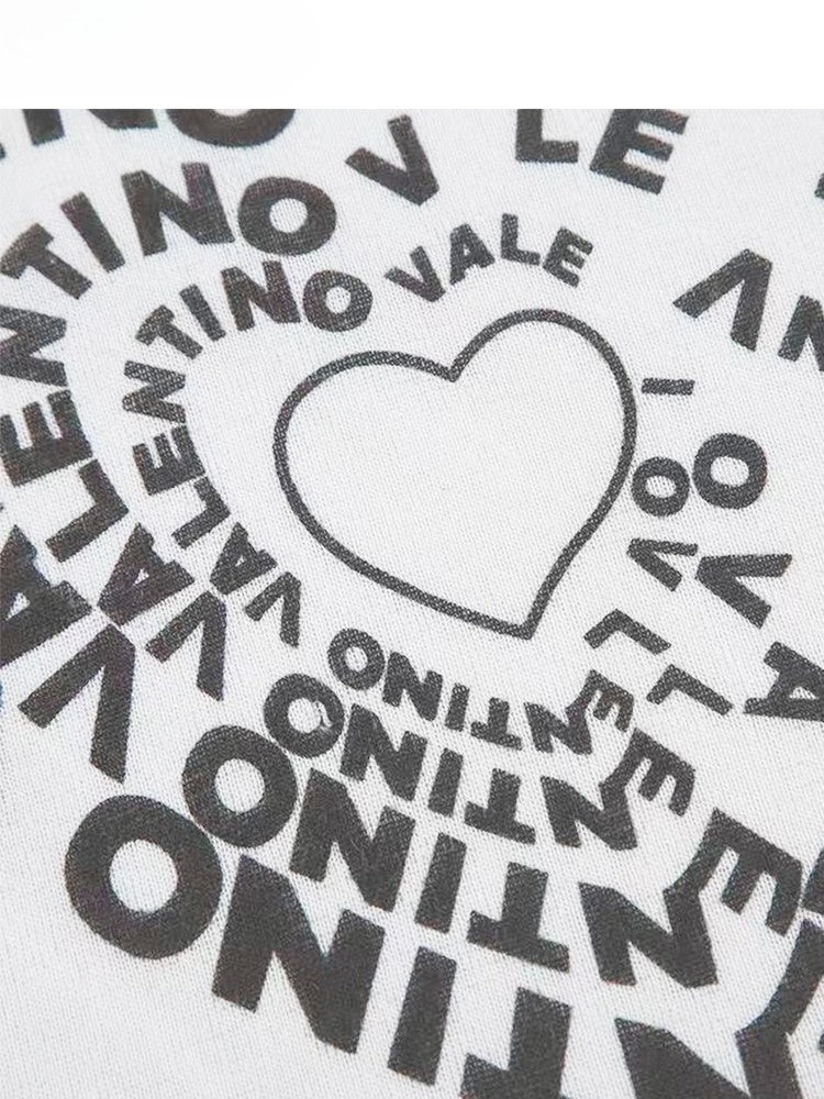 レターとビタースイートプリントのホワイトヘアネックラインアシンメトリー