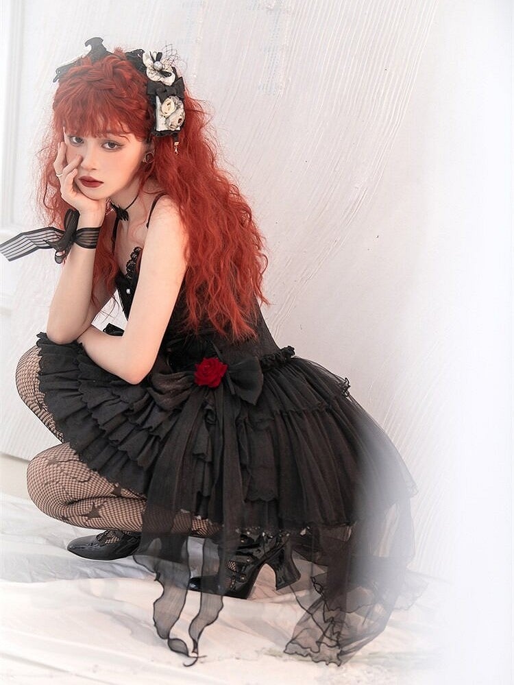 Black Sweetheart Neckline Corset Waist Jacquard Kuro Lolita Jumper Skirt with Rosette Accent - Unknown Star