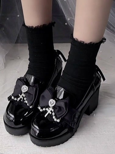 Black Kawaii Heart Crystal Shoes with Bow & Pearl Chain - Sarina