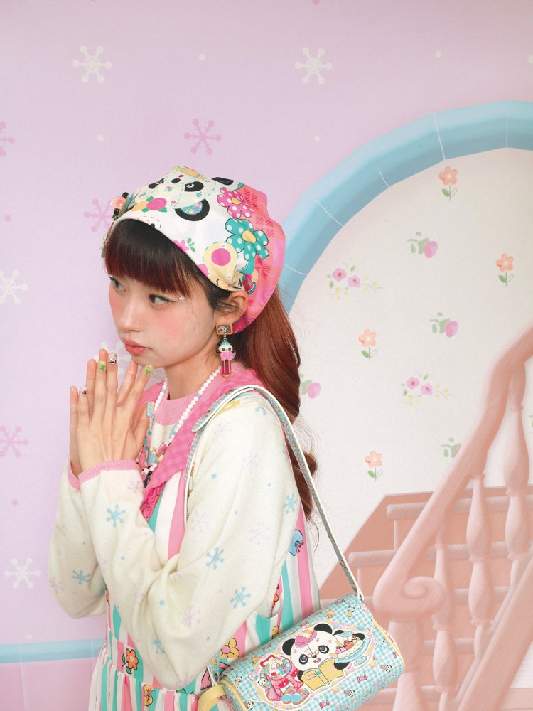 ピンクのチェック柄の花柄とパンダ柄のスカーフ