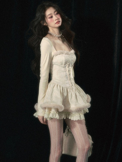 アプリコットのレースアップティアードスカートロングスリーブドレス