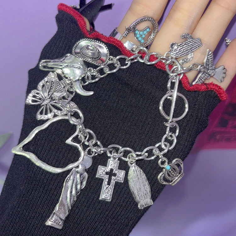 ブレスレット Y2K シルバー/レッド＆バタフライクロスハートチャーム