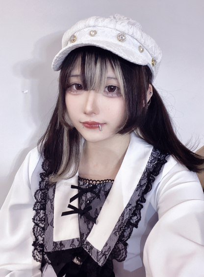 White 8-Panel Glimmering Beret Bead with Jirai Lace Rhinestone Style Kei Hat Details