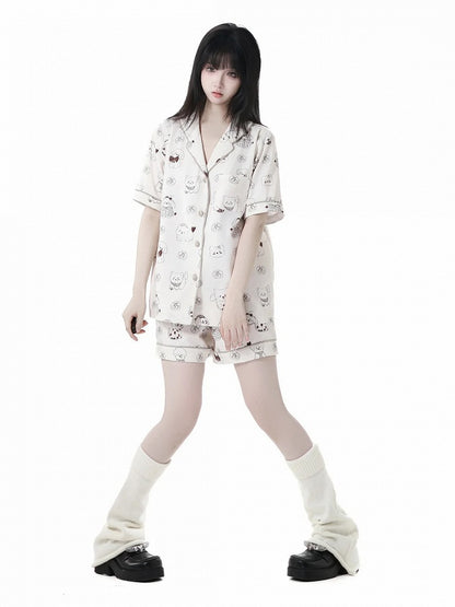 子犬プリントのパジャマセット ブルー/クリーム色 キュートなイエローライト