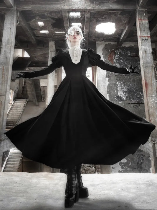 ブラックジュリエットスリーブスリムウエストドレスベージュフリルネックラインロリータワンピース