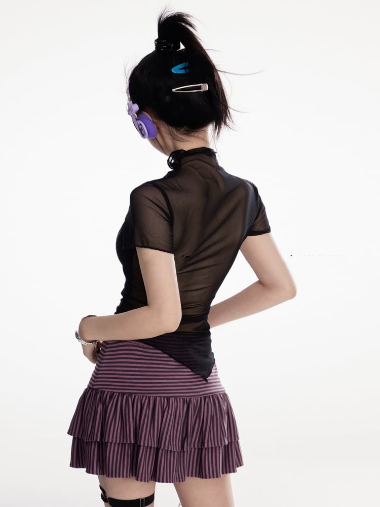 T-Shirt Schwarz Mock Neck Mesh Y2K Süßer Hasendruck Gebogener Saum